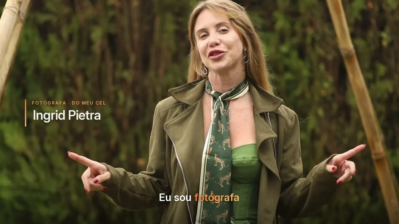 Ingrid Pietra apresentando o Do Meu Cel